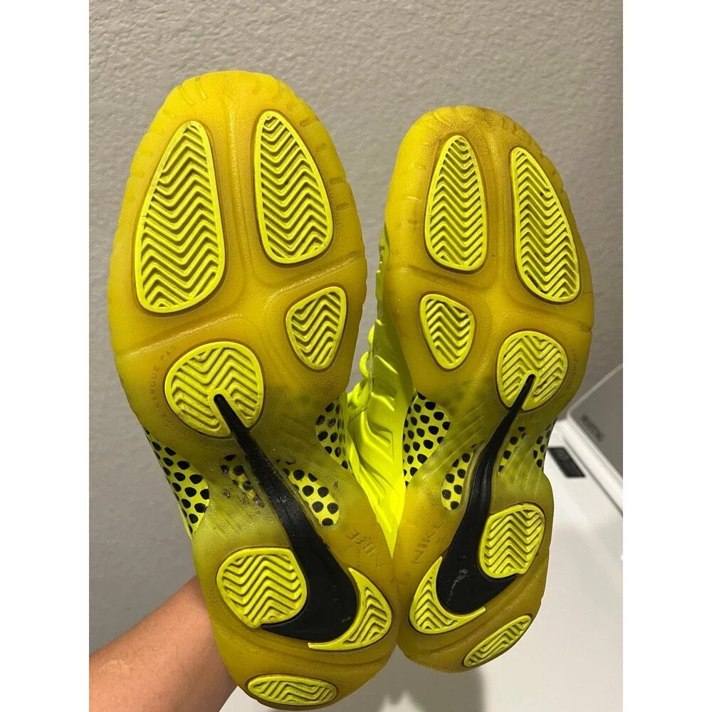 Nike Air Foamposite Pro Volt Neon Basketball Shoes Youth 7Y Pre-Owned